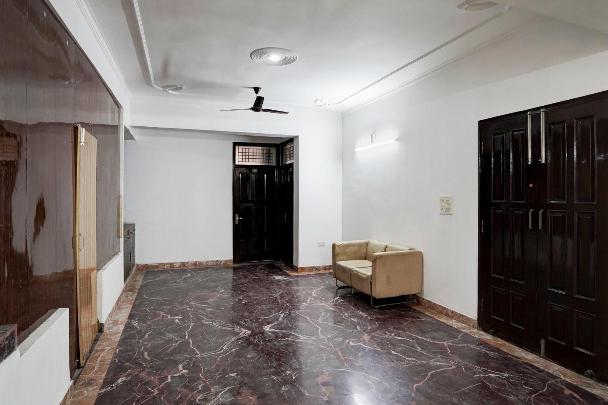 Hotel O Radisson Red Hotel & Restaurant Ghaziabad Buitenkant foto